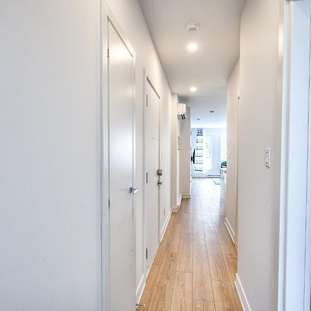 Beautiful & New! Renovated For Your Style Comfort Appartement Montréal Buitenkant foto