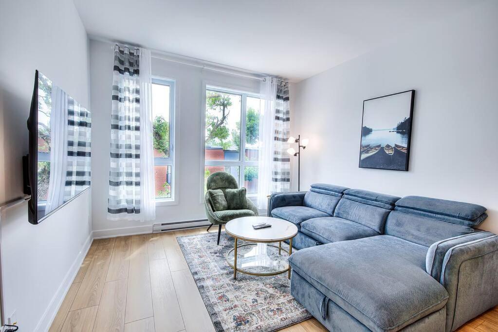 Beautiful & New! Renovated For Your Style Comfort Appartement Montréal Buitenkant foto